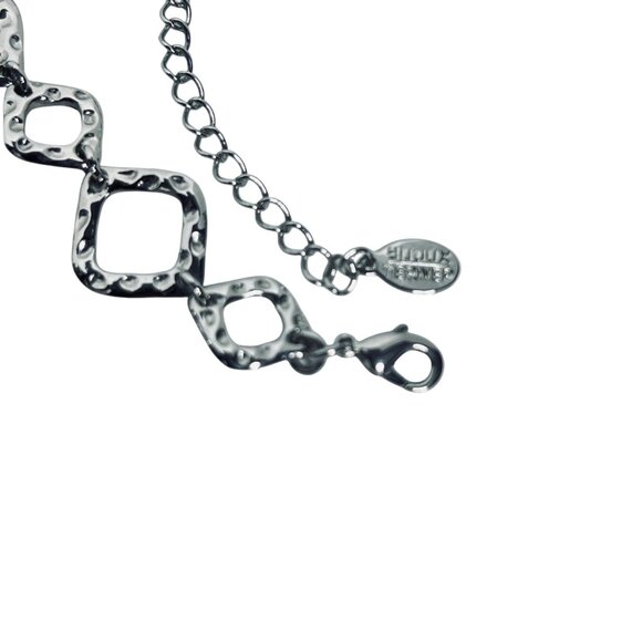 Bijoux Terner Silver Tone Hammered Square Link Necklace And Earrings (5810) - Picture 6 of 7